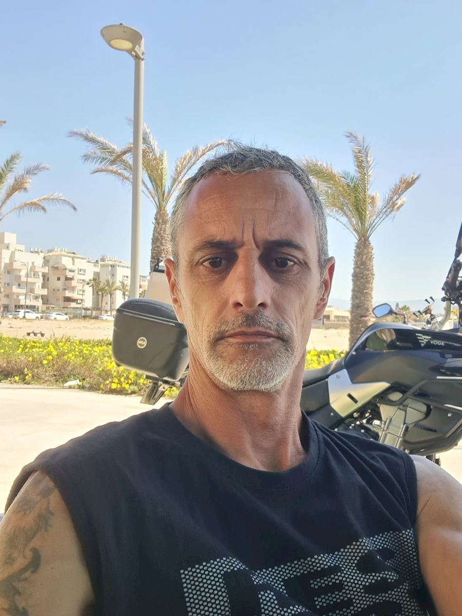 ישראל עזרא